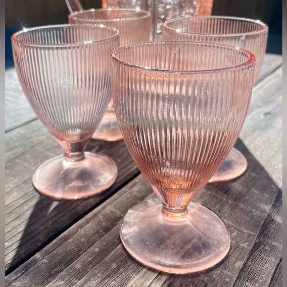 Rare Vintage Pink 4 Glass Set - Picture 2 of 5